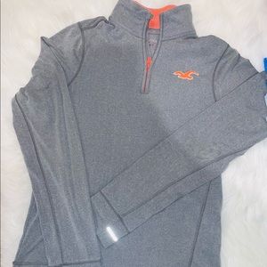 Hollister Brand Men’s Long Sleeved Pullover Lg